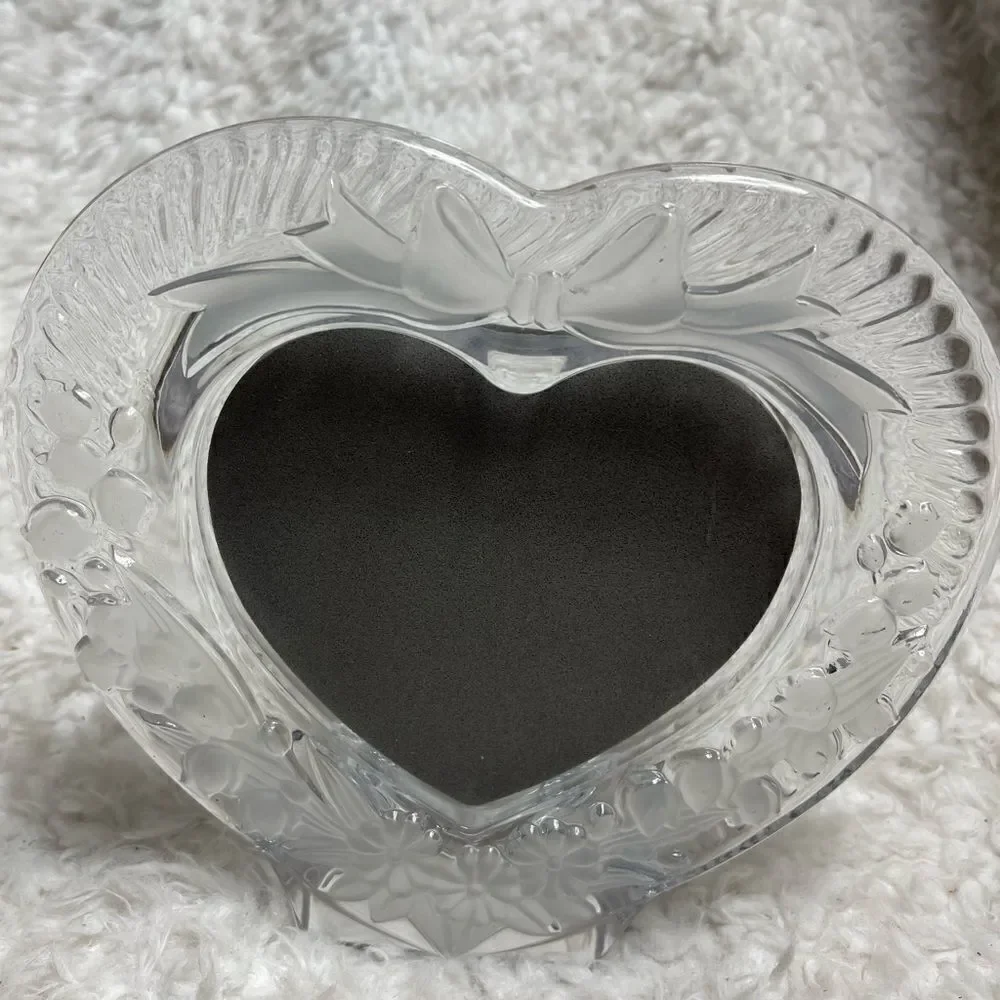 Home Beautiful heavy lead crystal Heart 7x7 Glass Picture Frame